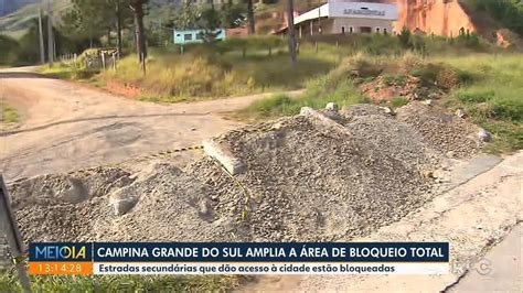 Coronavírus Estradas de acesso a bairros de Campina Grande do Sul são bloqueadas e movimentação