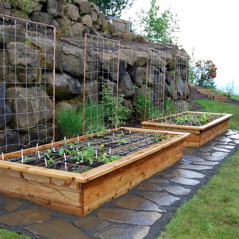 Raised Bed Frame With Seats Plan