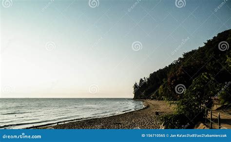 Nascer Do Sol Sobre O Penhasco De Orlowski E Um Sandy Beach Bonito Pelo