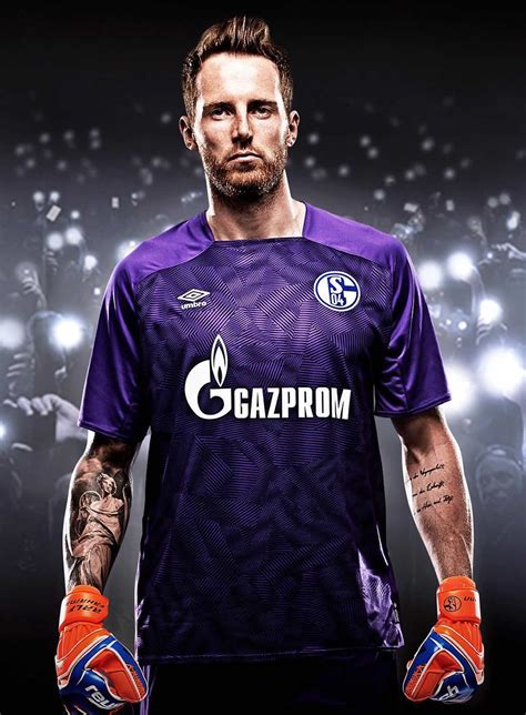 Subreddit for bundesliga club schalke 04, the königsblauen (royal blues). Camiseta suplente Umbro del Schalke 04 2018/19