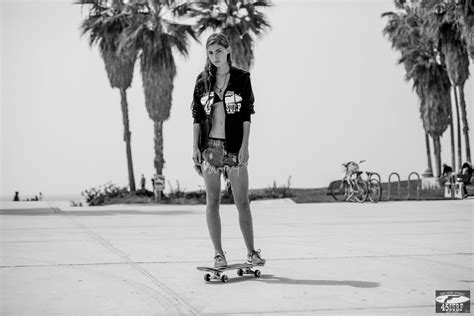 Skater Girl And Skateboard Skateboarding In Venice Nikon D8 Flickr