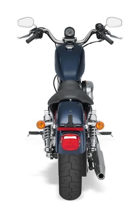 In fact, the below information (released by harley when the 2004+ models were introduced) shows that in stock condition the 1200 evo has 32% more horsepower and 54% more torque than the 883 evo. HARLEY DAVIDSON 883 Low specs - 2007, 2008 - autoevolution