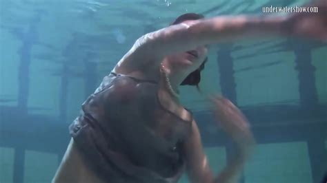 Super Hot Body And Big Tits Teen Katka Underwater Eporner