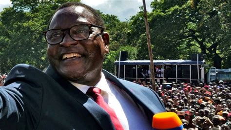 Malawi Le Nouveau Président Lazarus Chakwera Prend Le Pouvoir