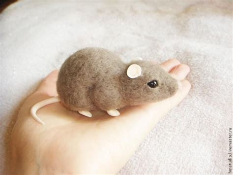 A Simple Craft Tutorial On Felting A Cute Mouse Livemaster Needle