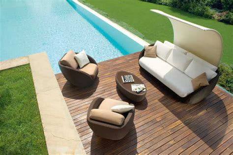 Modern And All Weather Outdoor Furniture By Roberti Ratan
