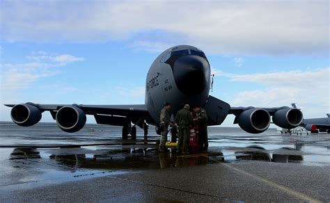 940th Amxs Crew Chiefs Kc 135 Launch Ops Beale Air Force Base