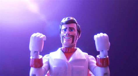 Toy Story 4 How Keanu Reeves Became Duke Caboom Den Of Geek