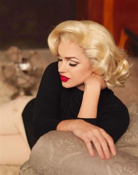 ٠ Marilyn Monroe Мэрилин Монро ٠ s photos Formal hairstyles
