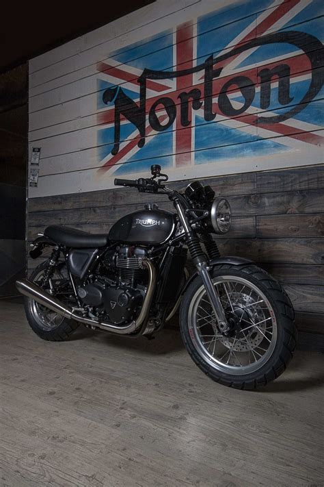 Once a week they train together and get fit for the interdtuhl cup. Préparateur motos - Fcr Original | Triumph Street Cup ...