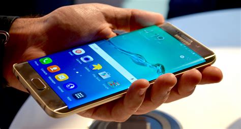 Samsung Galaxy S6 Edge Plus Hands On Is Bigger Better