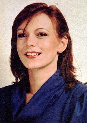 Aged just 25, estate agent suzy lamplugh walked out of her fulham office for a house viewing on july 28, 1986, and never returned. Suspected killer of estate agent was 'spotted hurling ...