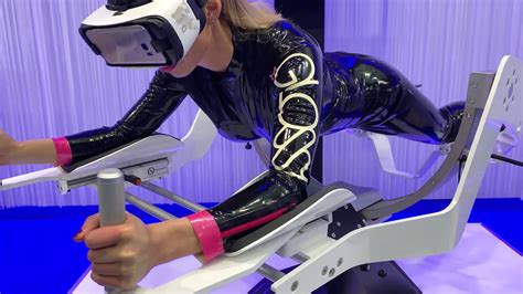 The Latex Vr Dream Girl Begloss Virtual Realties Flight Simulator The Perfect Shine