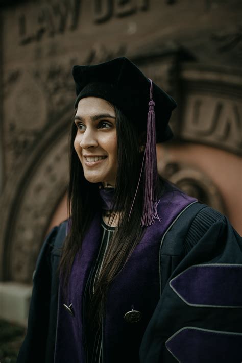 Neha's Senior Portraits | Georgetown Law School, Washington DC — Brooke