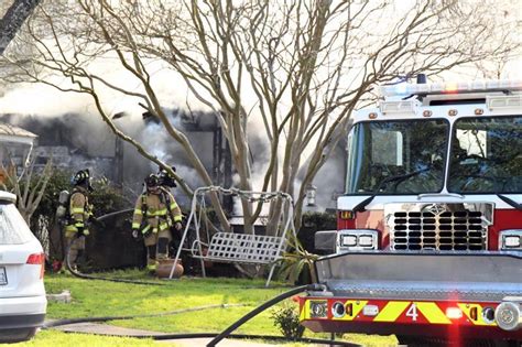 Firefighters Quench Friday House Fire San Marcos Record