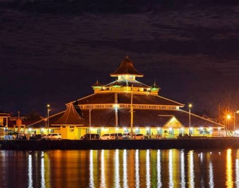 Wisata Religi Pontianak City Tour 0811 5695 100 Amazing Borneo Indonesia