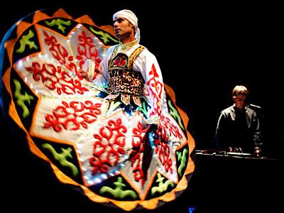 Alborada do brasil es un ejemplo de artesanía musical en que carlos núñez se ha rodeado de mucho de lo mejor de la música brasileña. Derviches y Jordi Savall con Carlos Nuñez, aperitivo de ...