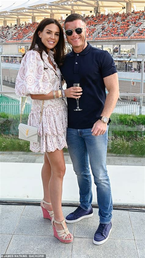 Danielle Lloyd Cosies Up To Husband Michael Oneill At The Abu Dhabi Grand Prix Daily Mail Online