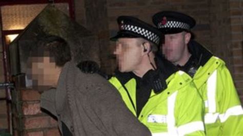Ten Drug Dealers Arrested In Public Manchester Raids Jailed Bbc News