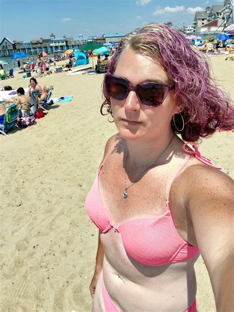 I Did A Very Public Beach In A Bikini With My Family For The First Time And It Was Amazing R