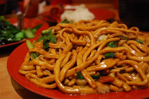Heat wok on high heat for 3 minutes and add oil. Shanghai Fried Noodles with Pork - David and Camy, Box Hil ...