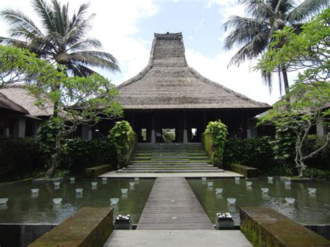 Luxurious Holidays At Maya Ubud Resort And Spa Bali