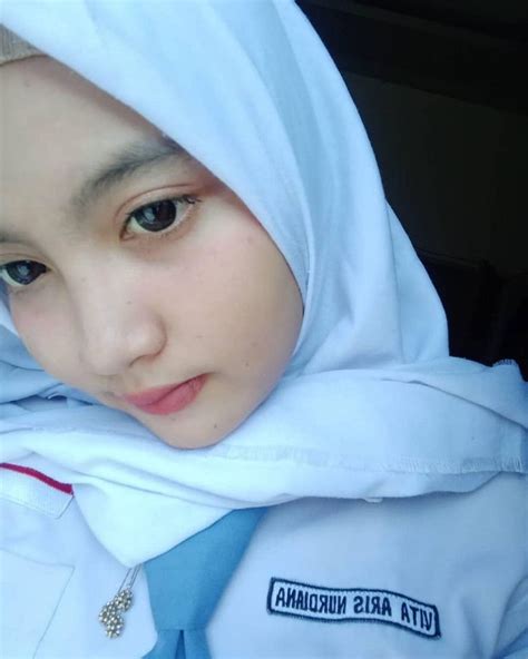 Pin Di Hijab Cantik