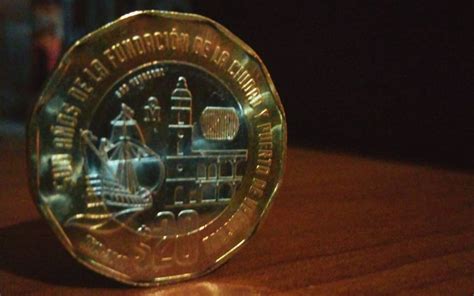 Moneda conmemorativa del Puerto de Veracruz de 20 pesos con error está