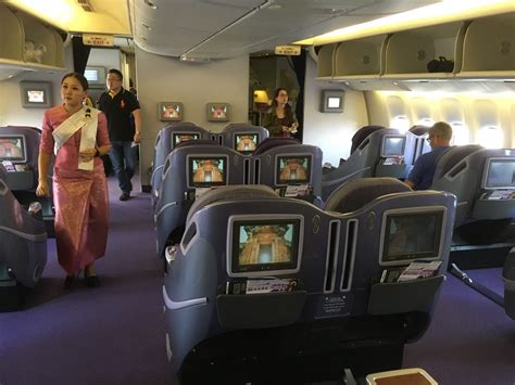Review Thai Airways Business Class Boeing Bangkok Nach Bali