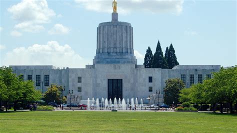 Oregon Republicans Refuse To Return To State Capitol Until Climate Bill
