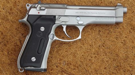 Beretta 92FS Stainless Review and Shooting Test, By Pat Cascio