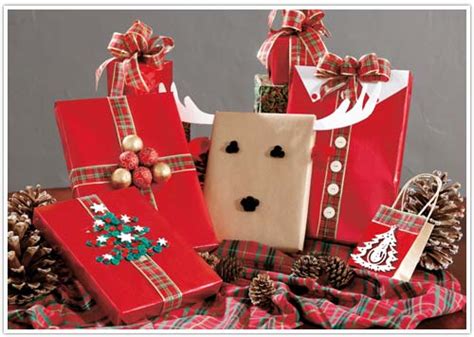 Check out our unique gifts selection for the very best in unique or custom, handmade pieces from our shops. What Does Your Holiday Gift Packaging Say About You?