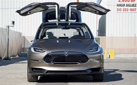 Tesla Model E Se Presentará En El Salón De Detroit De 2015