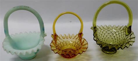 Lot Vintage Lot Of 3 Fenton Glass Baskets W Ruffled Edges