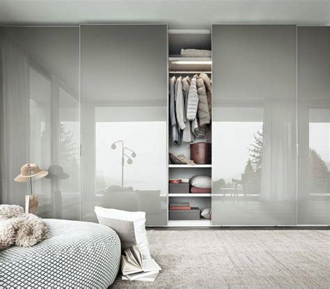 Adding style to your bedroom. Modern Sliding Door Wardrobe Designs