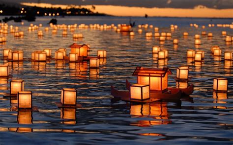 Tōrō Nagashi Japanese Lantern Floating Floating Lanterns Floating