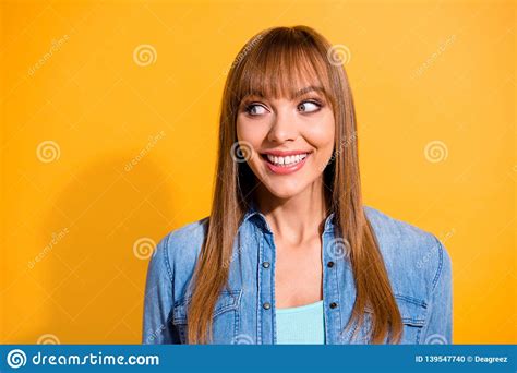 Close Up Portrait Of Her She Nice Looking Attractive Winsome Lovely Sweet Cheerful Cheery