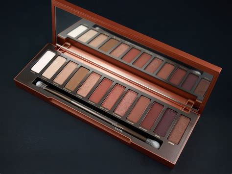 Urban Decay Naked Heat Eyeshadow Palette Review And Swatches The Happy