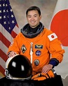 Astronaut Biography: Akihiko Hoshide | Space