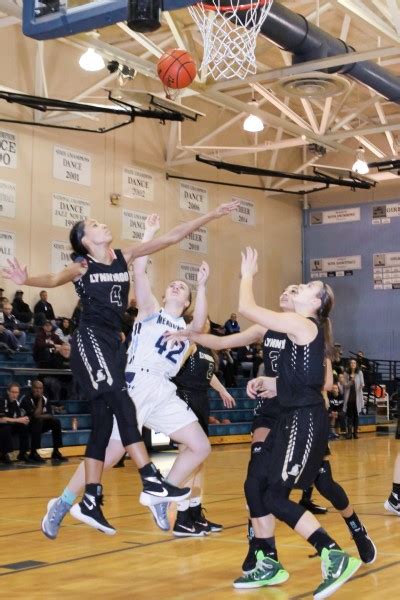 Prep Girls Basketball Photo Gallery Royals Stay Unbeaten With 81 18