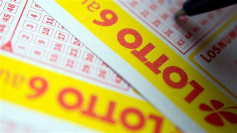 Lottogewinner 2021 und schon gibt es den nächsten millionär. Lotto-Spieler holt 11,3 Millionen Euro nicht ab - Gewinn ...