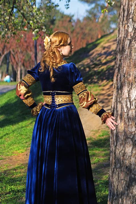 Blue Velvet Renaissance Dress 16th Century Dress Italian Etsy