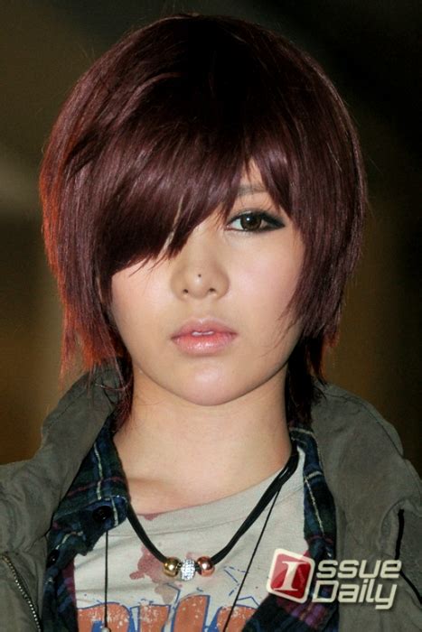 10 Female Kpop Idols Looking Hot With Short Hair