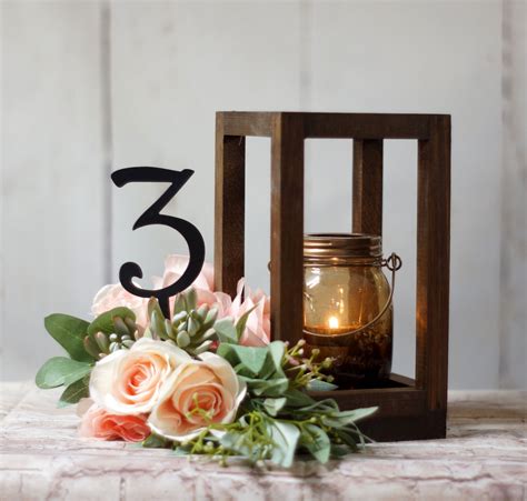 30 Rustic Lanterns For Weddings