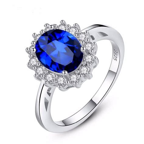Princess diana became lady diana spencer after her father inherited the title of earl spencer in 1975. l anillo de compromiso con el que Lady Di enojó a Isabel ...