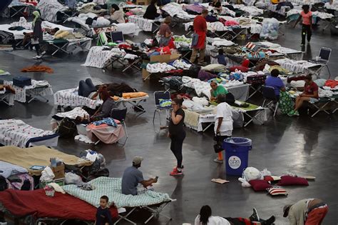 30000 Flood Victims Cram Into Hundreds Of Shelters Across Texas Here