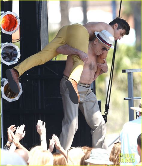 Full Sized Photo Of Zac Efrons Shirtless Flex Off Stunt Photos 30