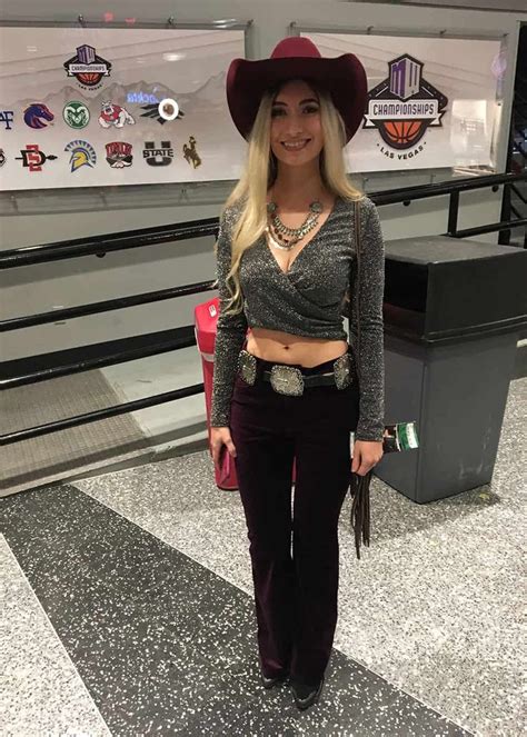 Style Round Up 2019 Wrangler Nfr Cowgirl Magazine Nfr Style Style Cowgirl Style