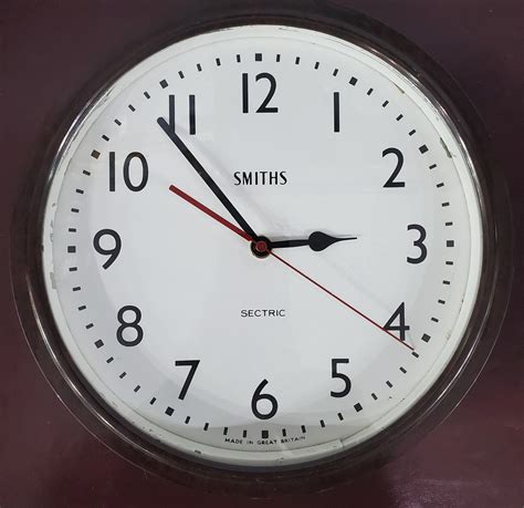 Smiths Sectric Bakelite Wall Clock C1940 764525 Uk