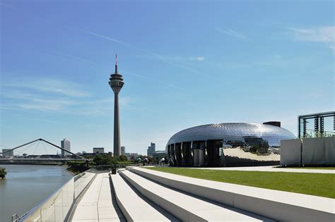 Gezimanya'da düsseldorf hakkında bilgi bulabilir, düsseldorf gezi notlarına, fotoğraflarına, turlarına ve videolarına ulaşabilirsiniz. Düsseldorf // Hyatt Regency Pebbles Bar | Düsseldorf ist ...